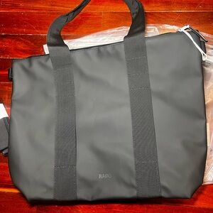 Rains Charcoal Tote Bag Mini W3